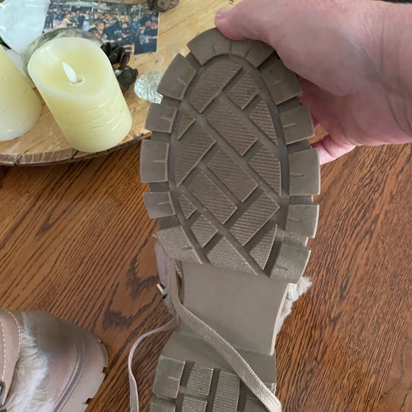 Brand New Boots - Picture 3 of 5